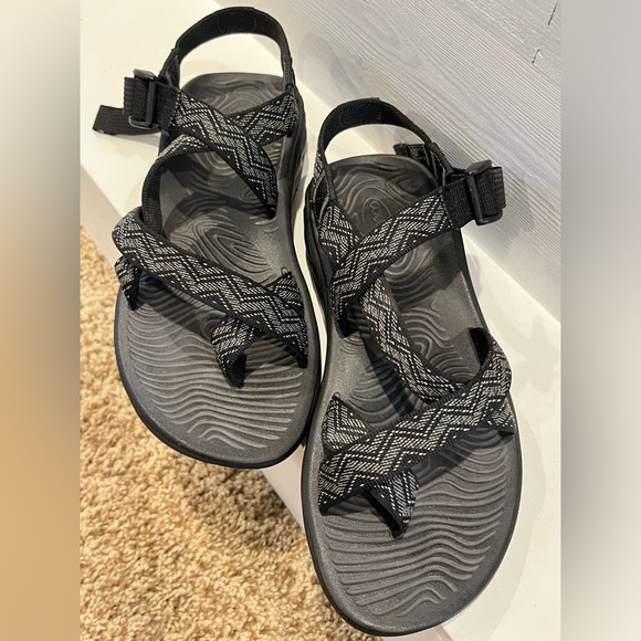 Chaco Women's Sandals Black Size 8 - Picture 7 of 12